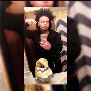 Meet your Posher, Travis